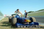 f1-sz-300.jpg