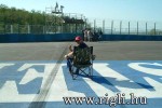 f1-v-662.jpg