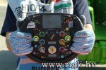 f1-v-557.jpg