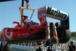 f1-v-573.jpg