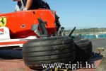 f1-v-584.jpg