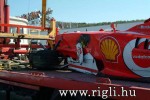 f1-v-590.jpg