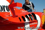 f1-v-604.jpg