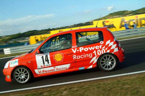 f1_110.jpg