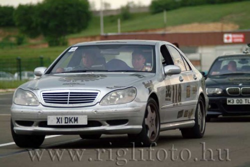 h_ring-584.jpg
