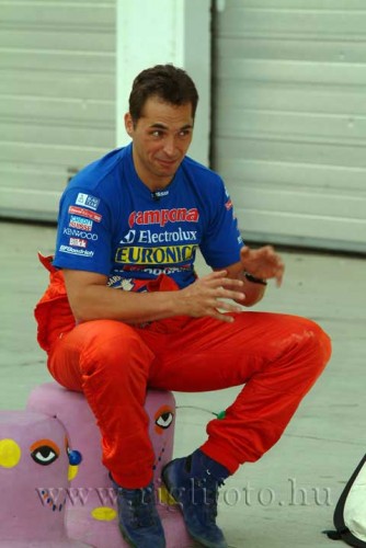 h_ring-665.jpg