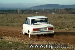 m-037.jpg